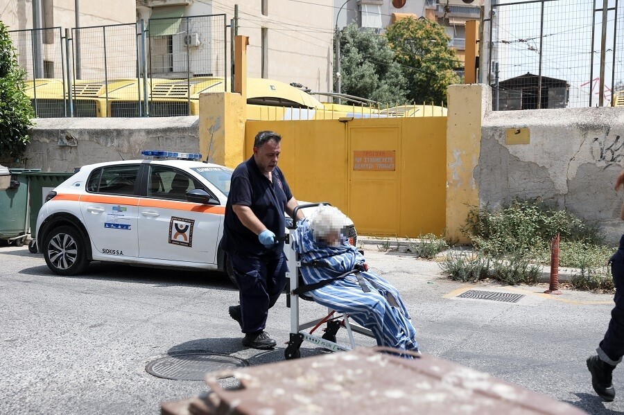 peiraias_ena_4e4a2.jpg