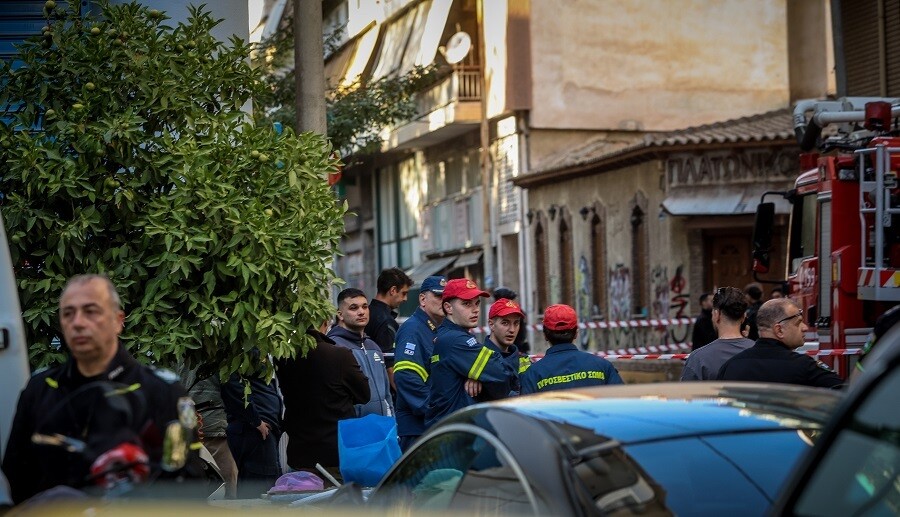 tria_kolonos_f4b788cdbe46913d.jpg