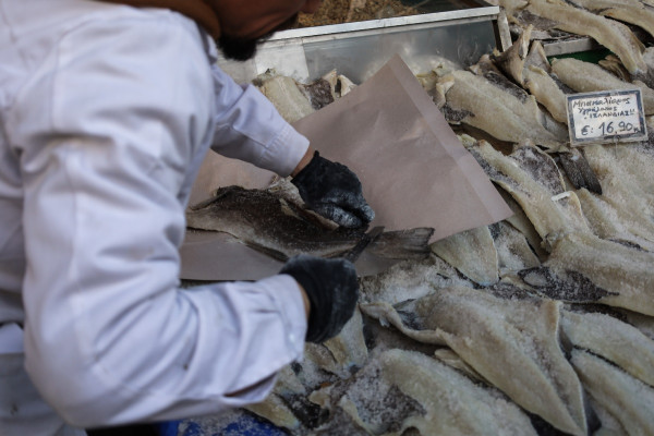 25η Μαρτίου: Πώς διαλέγω τον παστό μπακαλιάρο – Τι πρέπει να προσέξω