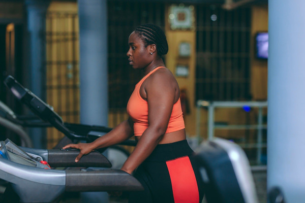 3 λεπτά έντονης άσκησης αντί για 90 λεπτά cardio; Τι δείχνει νέα έρευνα