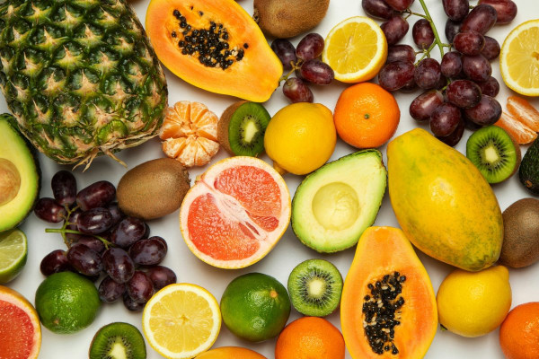 Από τη θεωρία στην πράξη: Γιατί ξέρετε ότι πρέπει να τρώτε φρούτα αλλά δεν το κάνετε