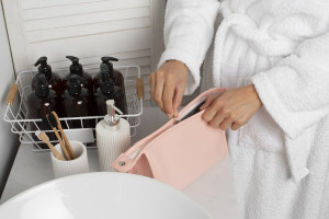 2 προϊόντα που καλό είναι να απομακρύνετε από το μπάνιο για την υγεία του εντέρου