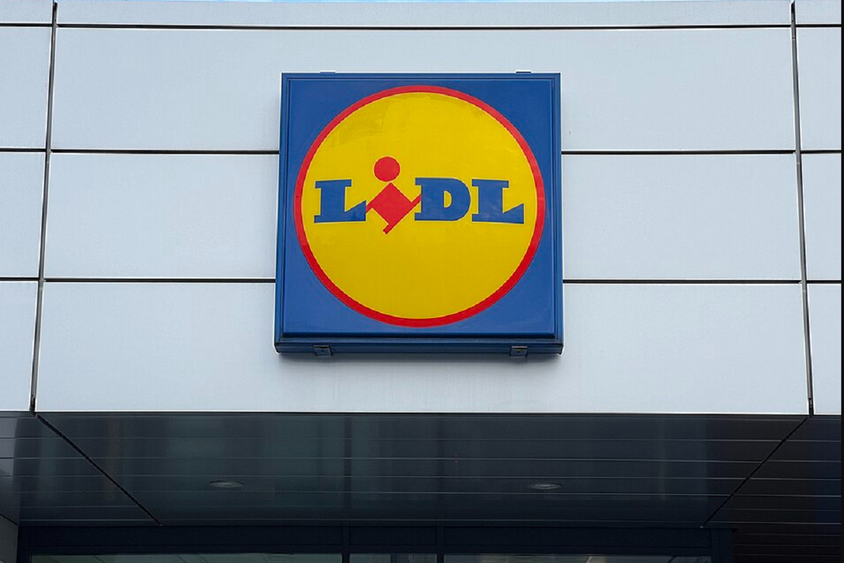 Πρόβλημα με ρούχα που πωλήθηκαν στα Lidl – Πώς θα πάρετε πίσω τα χρήματά σας