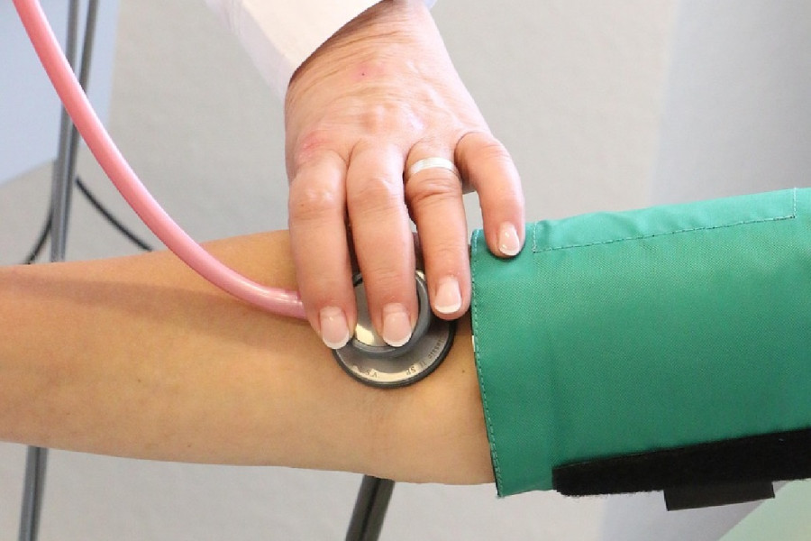 ΙΣΑ: Αύξηση της ιατρικής αμοιβής από τα 10 στα 13 ευρώ – Κατατίθεται τροπολογία