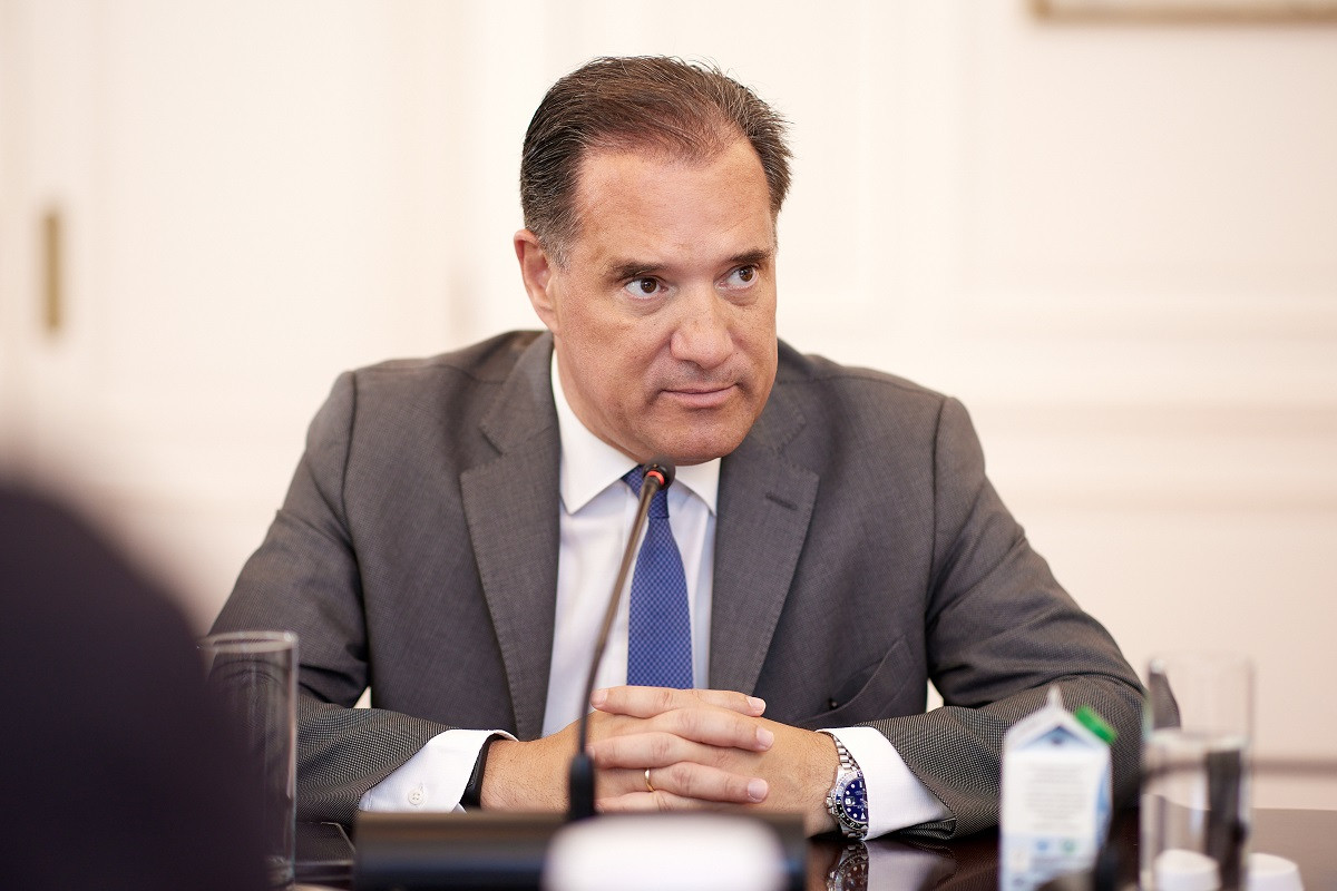 Τετραψήφιος αριθμός «1566»: Πώς θα λειτουργεί – Ανακοινώσεις από τον Αδ. Γεωργιάδη