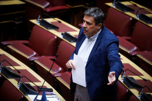 Ξανθός: Υπονόμευση της δημόσιας φροντίδας στον παιδικό καρκίνο – κατώτερο των αναγκών το σχέδιο για τις μεταμοσχεύσεις