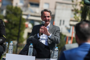 Μητσοτάκης: Απαγόρευση των social media για ανηλίκους κάτω των 15 από το 2027