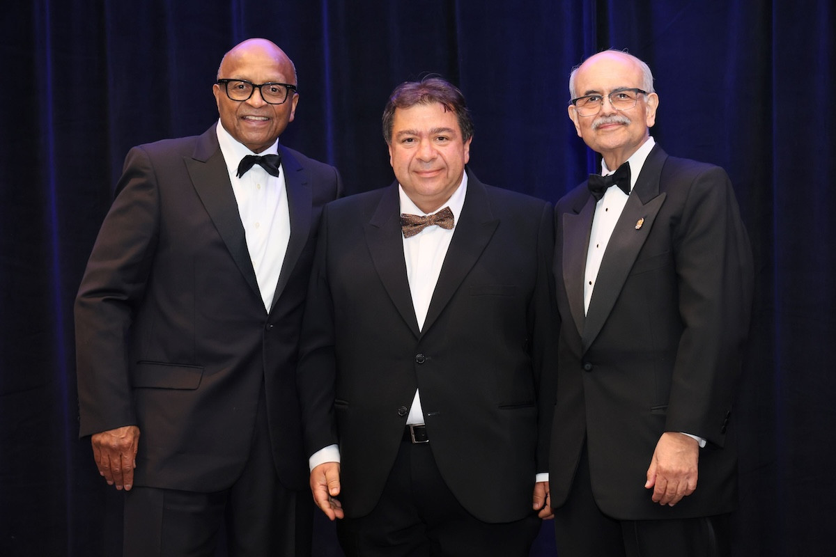 Στους κορυφαίους εκπαιδευτές χειρουργών παγκοσμίως συγκαταλέγεται ο Καθηγητής του Αριστοτελείου Γεώργιος Τσουλφάς