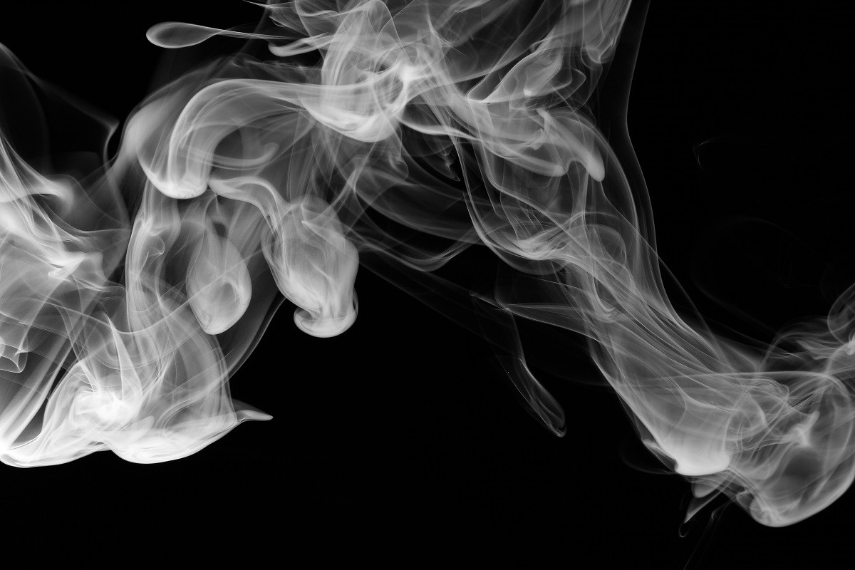 Οι 2 βιταμίνες που είναι απαραίτητες για τους καπνιστές
