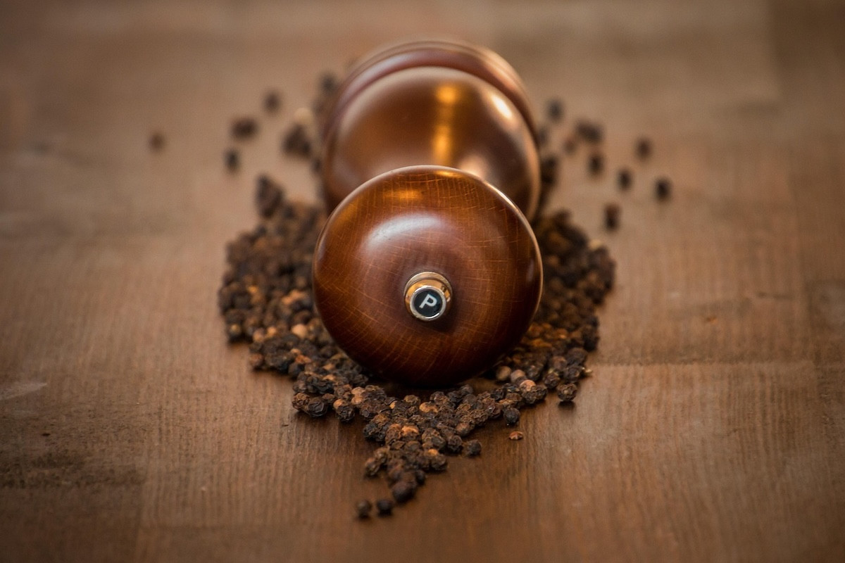 Τι θα συμβεί στο σώμα σας αν προσθέτετε μαύρο πιπέρι στα γεύματά σας κάθε μέρα