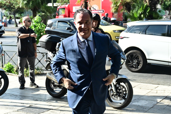 Η αλήθεια πίσω από τα πανηγύρια Γεωργιάδη για το ΕΣΥ