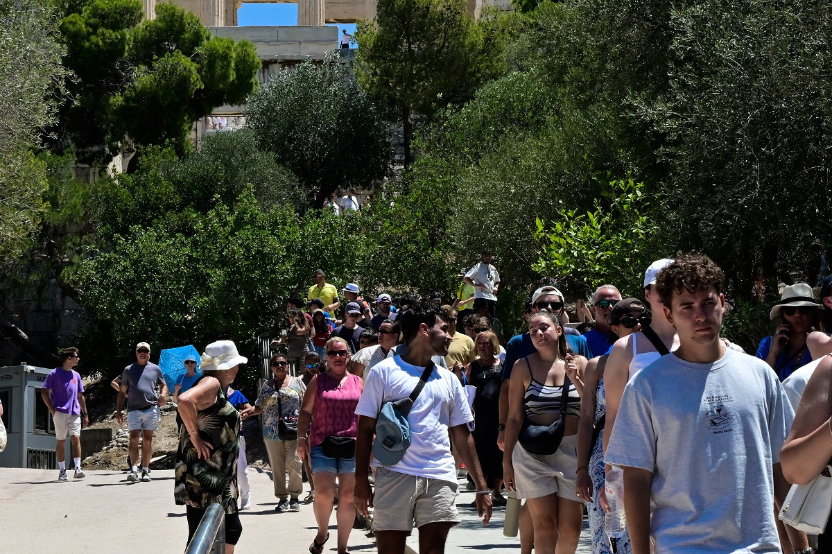 Πολιτική προστασία: 4 συστάσεις προς τους πολίτες λόγω των πολύ υψηλών θερμοκρασιών