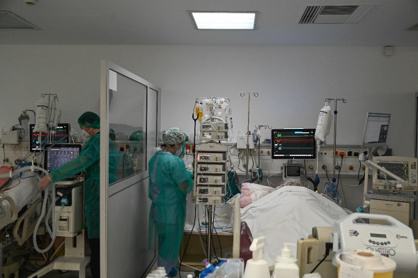 Νέο κρούσμα μηνιγγίτιδας στην Πάτρα - Φοιτητής νοσηλεύεται διασωληνωμένος