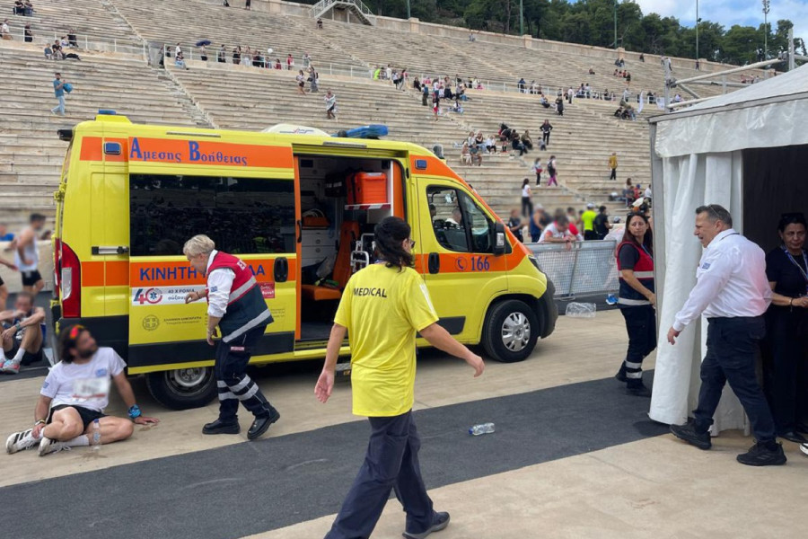 Το ΕΚΑΒ στον Μαραθώνιο: Σε πόσα περιστατικά παρείχε πρώτες βοήθειες