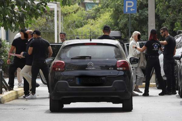Θάνατος Γιώργου Μαζωνάκη: Στη φυλακή οι δύο γιατροί – Τι ισχυρίστηκαν στις απολογίες τους