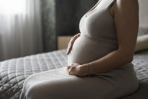 Πώς το βάρος της γυναίκας επηρεάζει τη γονιμότητα και την υγεία του εμβρύου