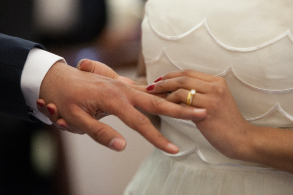 Ο γάμος «ρίχνει» το σάκχαρο - Ακόμα και αν τσακώνεστε