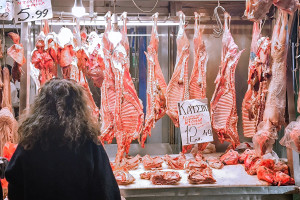 Πάσχα: Τι πρέπει να προσέξω κατά την αγορά αρνιού, κατσικιού και αυγών – Οδηγίες από τον ΕΦΕΤ