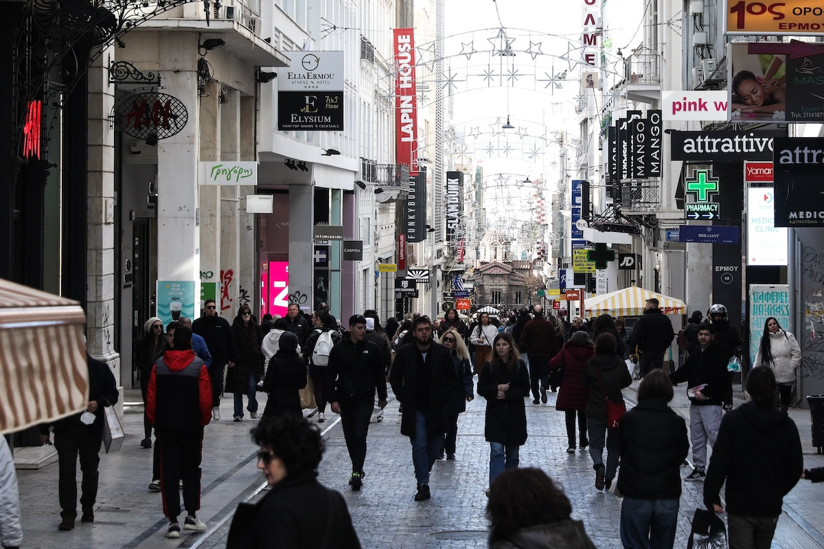 Ξεκινάει επίσημα η εποχή της γρίπης φέτος - Στις 91 οι εισαγωγές με κορωνοϊό