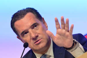 Περαιτέρω ιδιωτικοποίηση και ελαστικοποίηση φέρνει το νομοσχέδιο του υπ. Υγείας