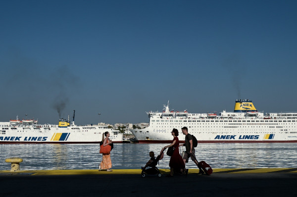 Μεσόγειος: «Πρωταθλητής» ο Πειραιάς στην ατμοσφαιρική ρύπανση