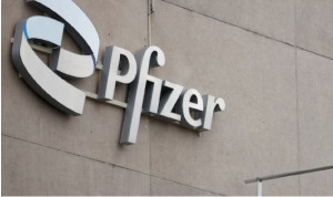 Pfizer και AstraZeneca ανακοίνωσαν νέες επενδύσεις ύψους 1 δισ. δολαρίων στη Γαλλία