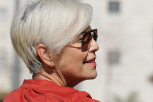 Γκρίζα μαλλιά: Μπορεί να αντανακλούν μία φυσική άμυνα του οργανισμού κατά του κινδύνου καρκίνου