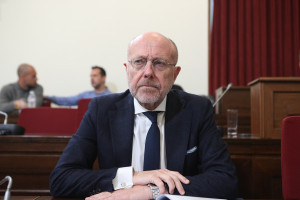 Παραίτηση Βαρτζόπουλου: Χωρίς νέο υφυπουργό το υπουργείο Υγείας