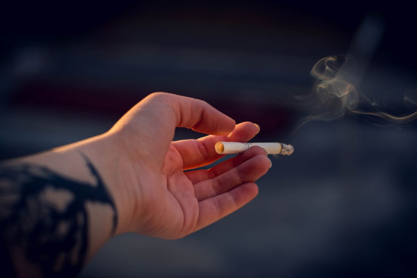 10 τρόποι για να «κόψετε» το κάπνισμα