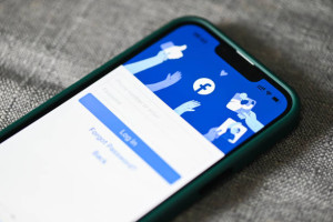 Το Facebook στην εποχή του κορωνοϊού: Η παραπληροφόρηση κορυφώθηκε