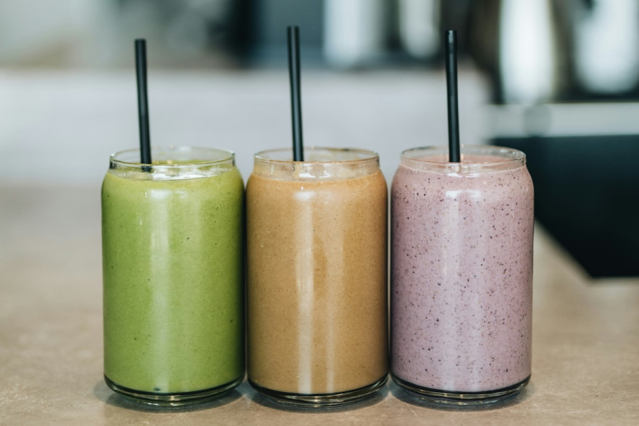 Ο πιο αποτοξινωτικός χυμός για να «ξεπρηστείτε» από τα πασχαλινά τραπεζώματα