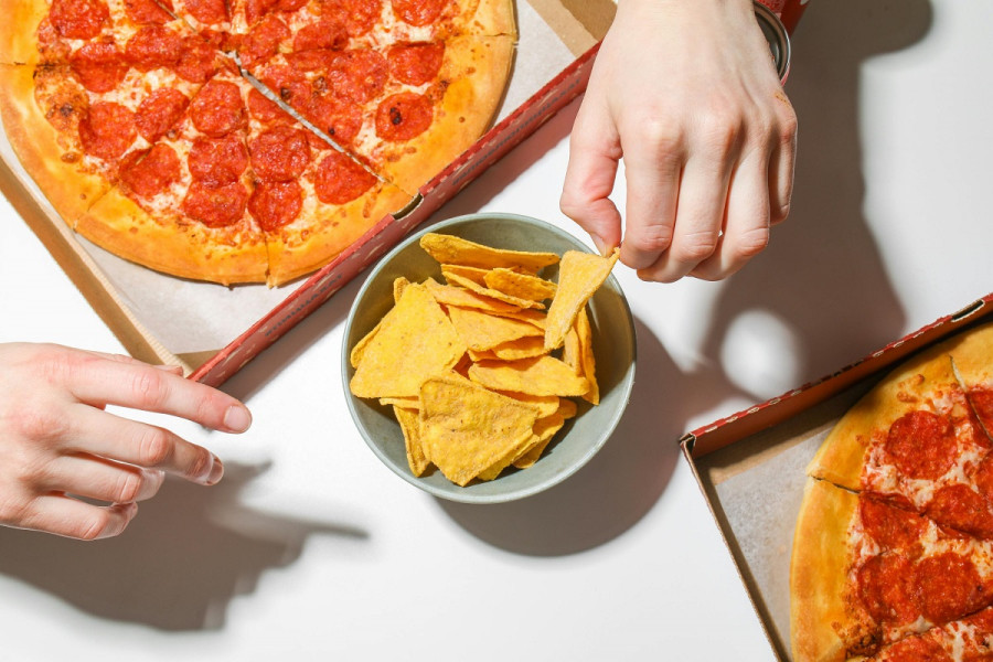 Οι 5 τροφές που προκαλούν ρυτίδες στο δέρμα