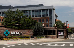 Merck: Συνδυαστική θεραπεία για τον καρκίνο του πνεύμονα απέτυχε σε μελέτη τελικού σταδίου