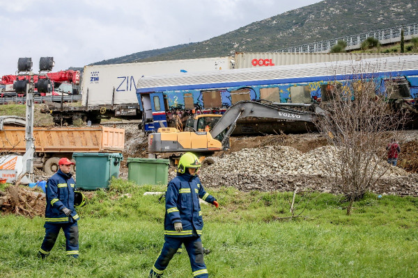 Τέμπη: Εξιτήριο πήραν μετά από 44 ημέρες νοσηλείας δύο νεαρές κοπέλες