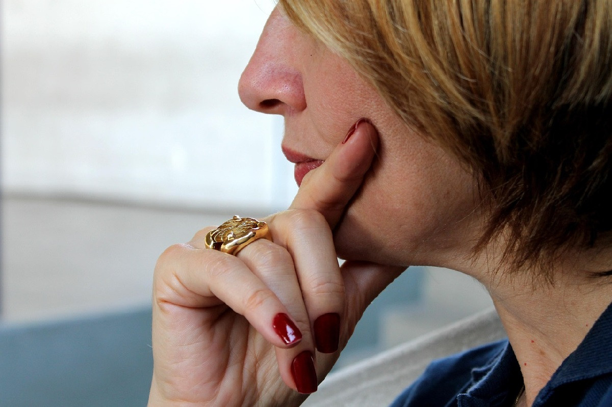 Διώξτε τις αγχωτικές σκέψεις σε 15 λεπτά – Οι συμβουλές μιας ειδικού