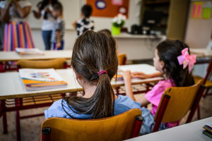 Γρίπη στα σχολεία: Αδειάζουν οι τάξεις – Νέες ρυθμίσεις για τις απουσίες, πώς θα δικαιολογούνται