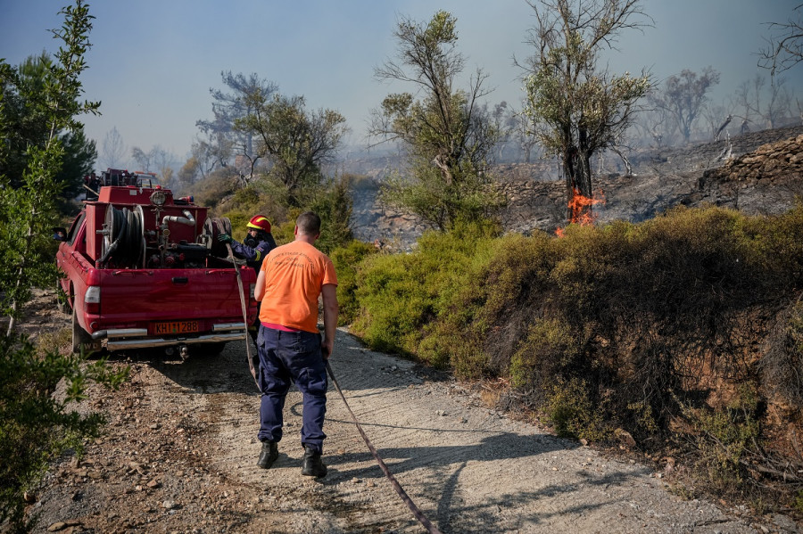Φωτιά: Συμβουλές προστασίας από τον καπνό και την στάχτη