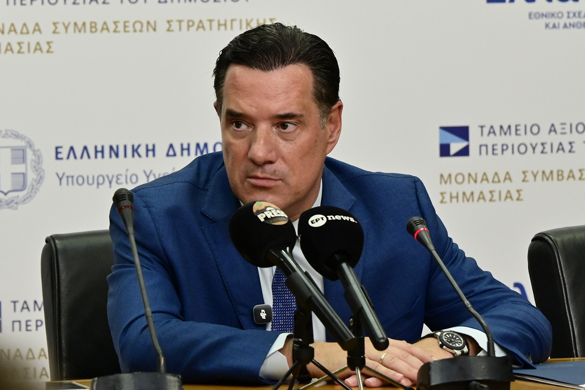 Γεωργιάδης για Καρυστιανού: «Βγήκε και είπε ότι ο έλεγχος στο ιατρείο της τελείωσε, μήπως είναι ακόμα εν εξελίξει;»