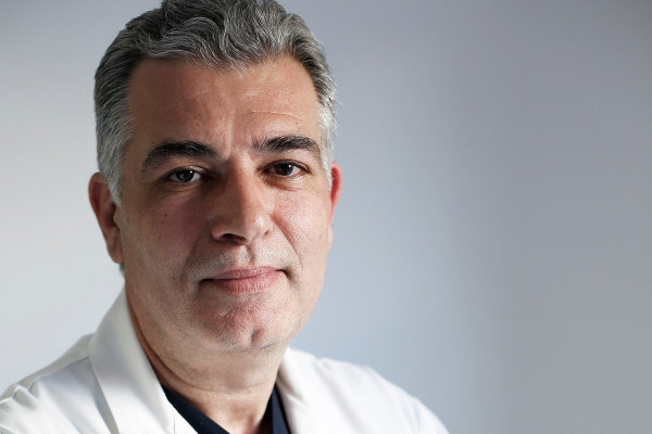 Premium ενδοφακοί: Πώς μπορείτε να απαλλαγείτε από τα γυαλιά μετά τον καταρράκτη