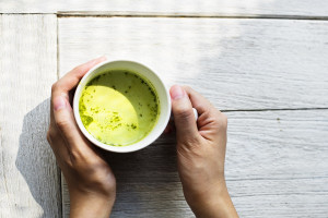 Matcha latte: Η συνταγή που πρέπει να δοκιμάσετε σήμερα
