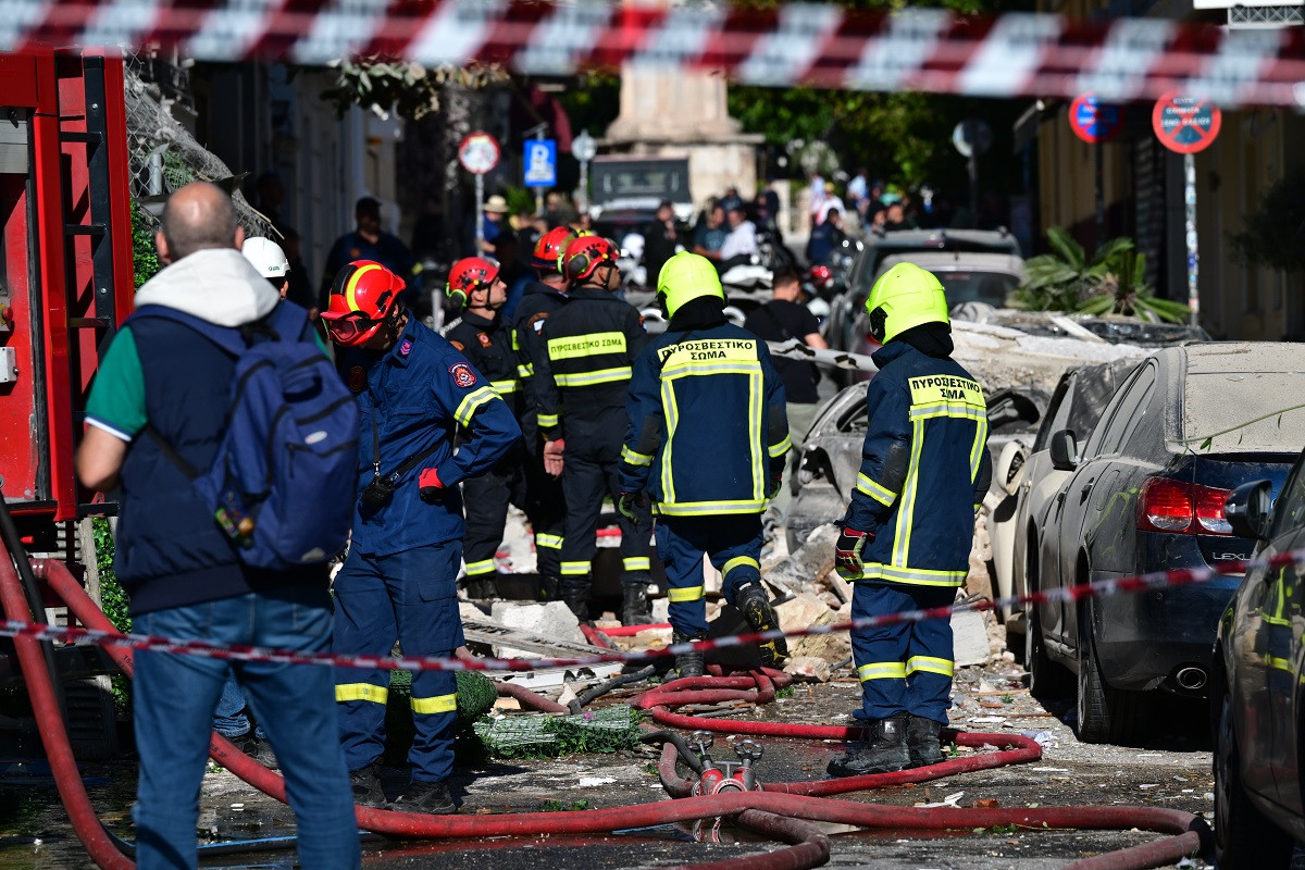 Πλάκα: Ένας ελαφρά τραυματίας μετά από έκρηξη σε κτίριο – Απεγκλωβίστηκαν δύο άτομα