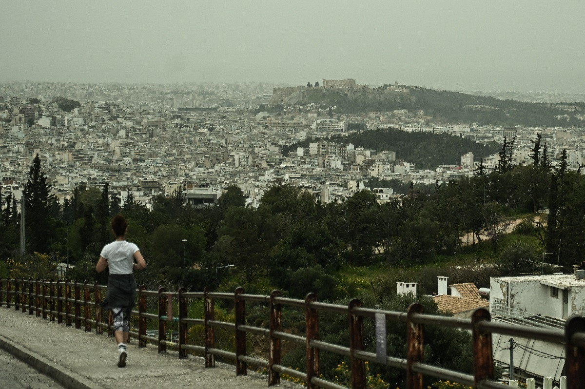 Ιατρικός Σύλλογος Πειραιά: Συστάσεις προστασίας από την αφρικανική σκόνη