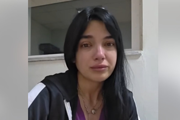 Ειδικευόμενη παιδίατρος ξεσπά σε λυγμούς - «Είμαι 6η μέρα εφημερία»