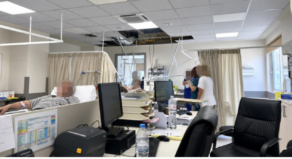 Νοσοκομείο Κορίνθου: Κατέρρευσε τμήμα της οροφής του νέου ΤΕΠ – Ένα μήνα αφότου εγκαινιάστηκε