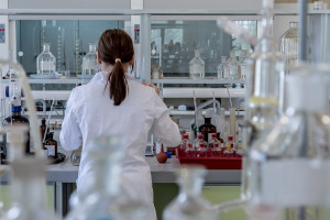 Καρκίνος παχέος εντέρου: Νέα δεδομένα για την θεραπευτική αντιμετώπισή του