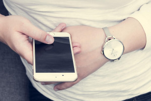 Μελέτη: «Το 88% των απαντήσεων των AI chatbots σε θέματα υγείας είναι λάθος»