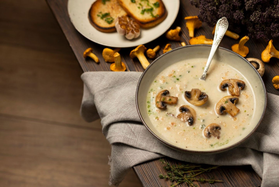 Συνταγή: Βελουτέ σούπα μανιταριών με μπέικον
