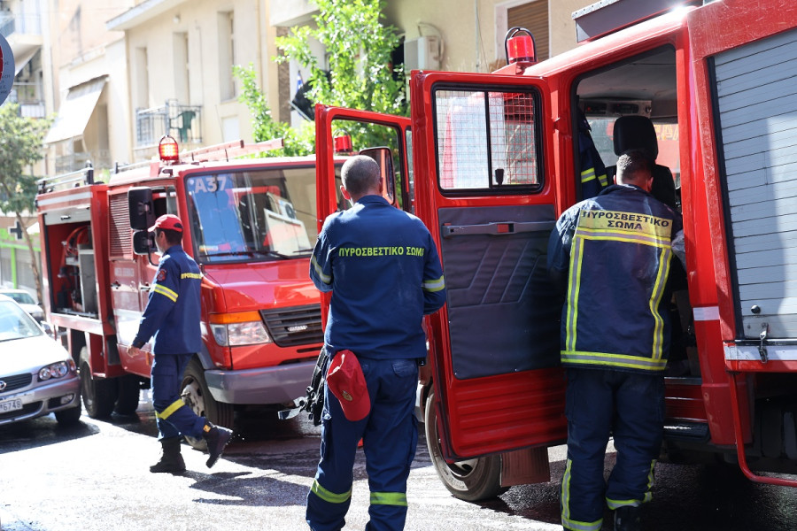 Θέατρο Μπάντμιντον: Δύο άτομα χωρίς τις αισθήσεις τους - Εισέπνευσαν καπνό