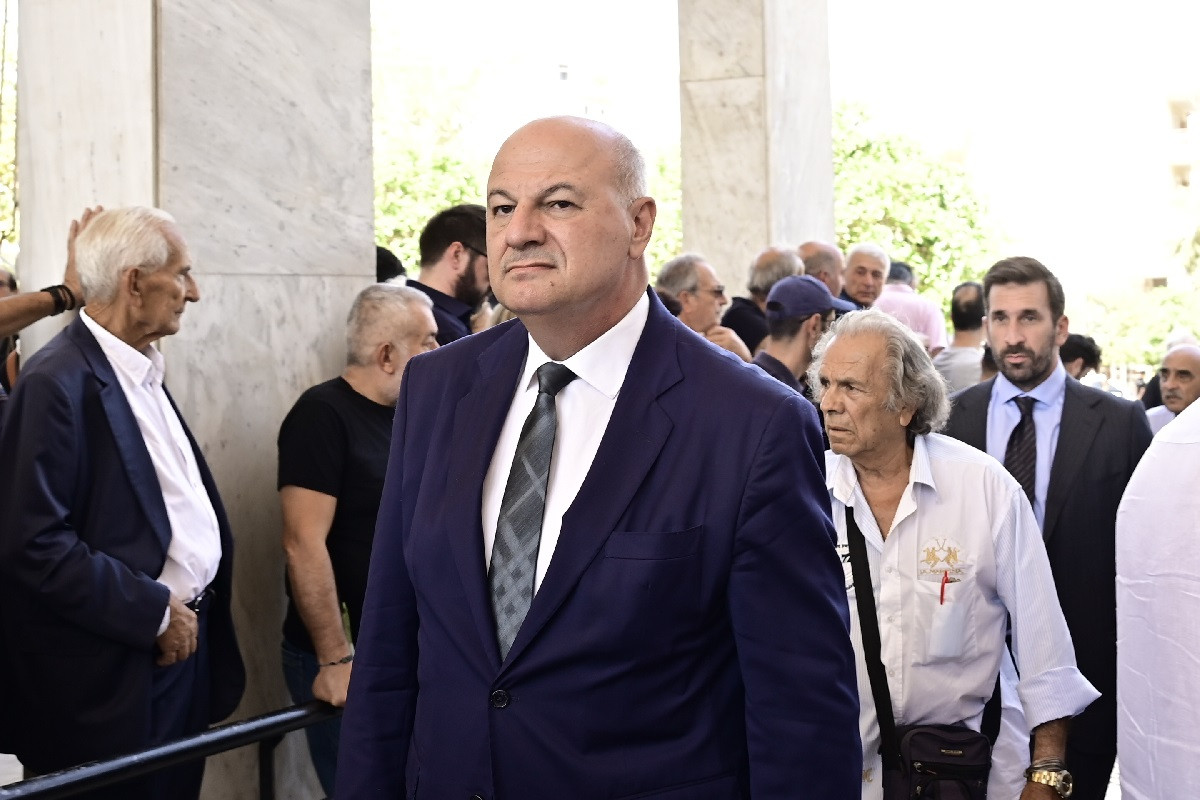 Τσιάρας: Σύσκεψη στο ΥΠΑΑΤ με τους περιφερειάρχες για τις ζωονόσους