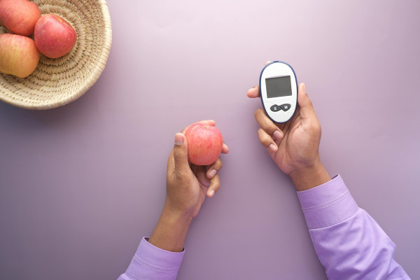 6 αλλαγές στη διατροφή και τον τρόπο ζωής που μπορούν να «αντιστρέψουν» τον διαβήτη τύπου 2